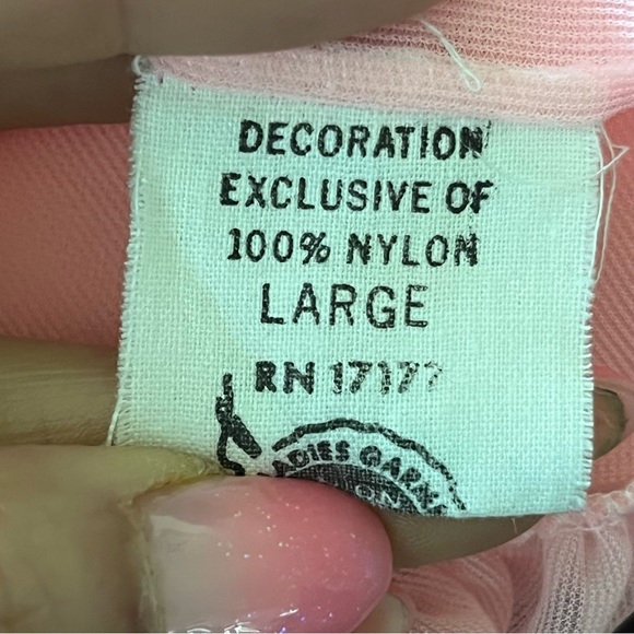 Vintage Pink 60’s Bathrobe Robe Pegnoir Floral accents full cut size Large - Picture 14 of 15